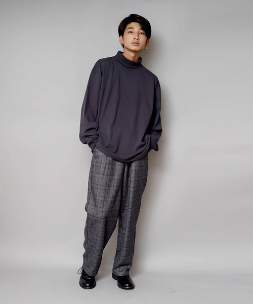 UNIIT(ユニット)の「【UNIIT/ユニット】NanoTecヘビーウェイト 2WAY タートルモックネック ルーズビッグシルエット ロンT(Tシャツ/カットソー・メンズ・ライトベージュ/ライトグレー/チャコールグレー/ネイビー/ライトグリーン・LARGE/MEDIUM/SMALL)」の8枚目の写真