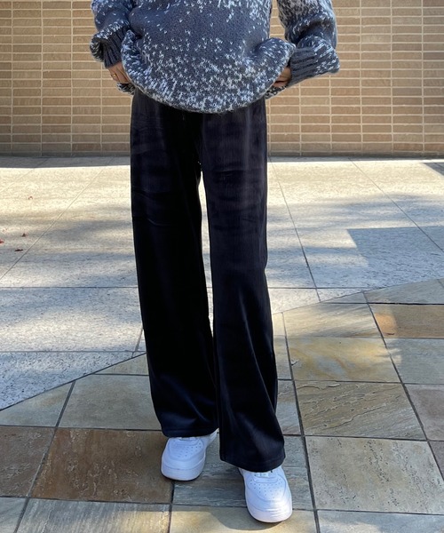 Opinion korean town（オピニオン コリアン タウン）の「【マタニティ】ベロア調ワイドパンツ（その他パンツ・レディース・ブラック/グレー・L/XL/M）」の2枚目の写真