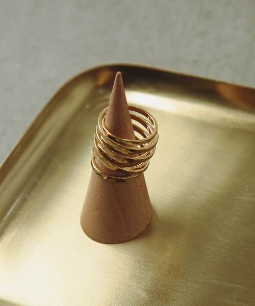 COLOR TOKYO ACCESSORIES（カラートウキョウアクセサリー）の「レイヤード風リング（リング・レディース・シルバー/ゴールド・FREE）」の8枚目の写真