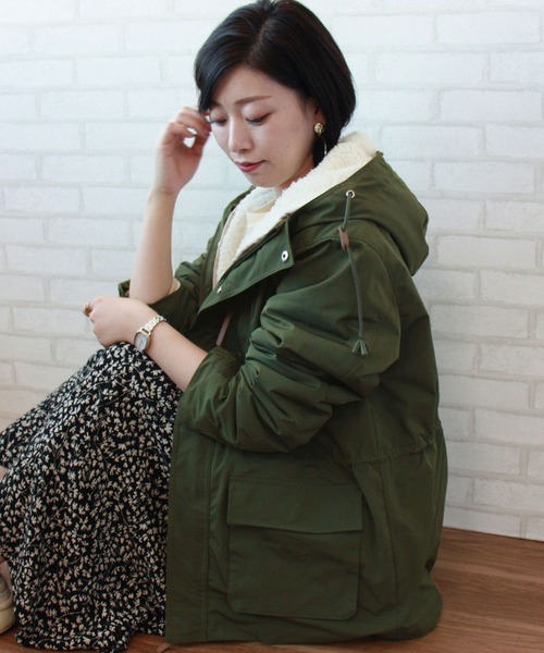 BELLUNA PLUS（ベルーナ）の「春まで使えるボアライナー3wayマウンテン