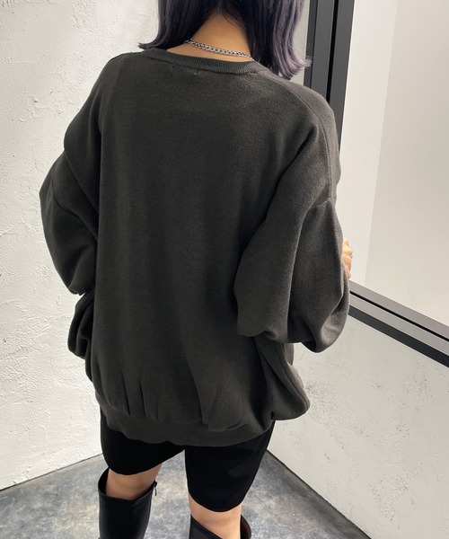 apres jour mignon(アプレジュールミニョン)の「だぼ袖クルーネックニット【ZOZOTOWN限定アイテム】(ニット/セーター・レディース・ライトベージュ/マスタード/オレンジ/チャコールグレー/ブラック・フリー/X-LARGE)」の16枚目の写真