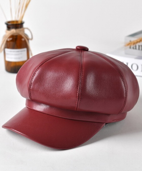 DAY CLOSET(デイ クローゼット)の「レディース ツヤメク合皮キャスケット帽(キャスケット・レディース・ブラウン/レッド/イエロー・ONE SIZE)」の3枚目の写真