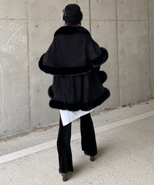 Kanonalice auaaフリル付き黒ポンチョ Kanonalice auaaフリル付き黒