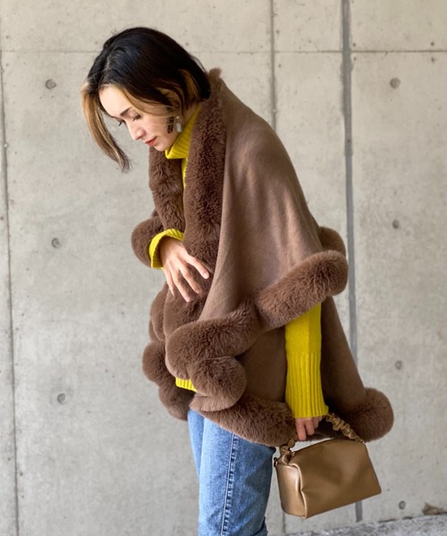 deux amour（ドゥーザムール）の「フリルポンチョ（ポンチョ・レディース・ブラック/ベージュ/モカ・FREE）」の4枚目の写真