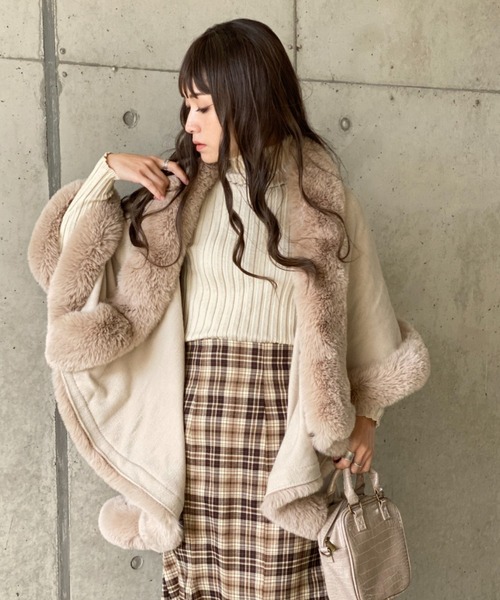 deux amour（ドゥーザムール）の「フリルポンチョ（ポンチョ・レディース・ブラック/ベージュ/モカ・FREE）」の21枚目の写真