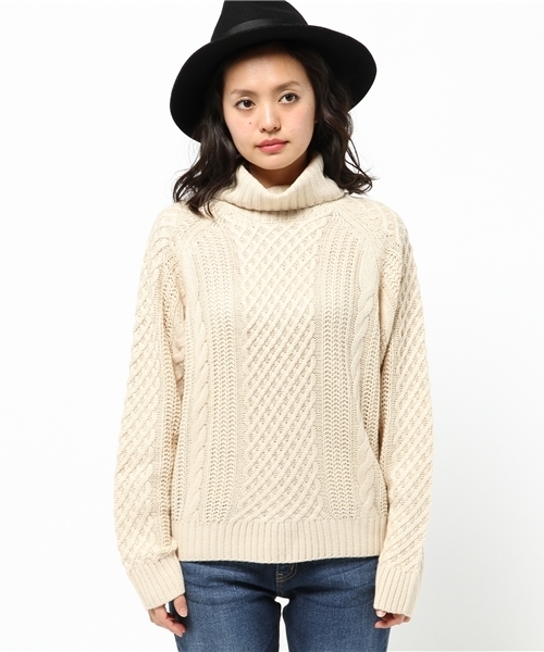 ROSE BUD（ローズバッド）の「S-LK-14218 CABLE KNIT TURTLE/N P/O（ニット/セーター・レディース・アイボリー/ネイビー・ONE SIZE）」の4枚目の写真