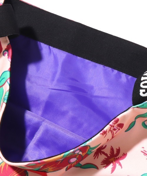 atmos pink（アトモスピンク）の「ANNA SUI x ATMOS サコッシュ  【SP】（ショルダーバッグ・メンズ・ホワイト/ピンク/オレンジ・FREE）」の6枚目の写真