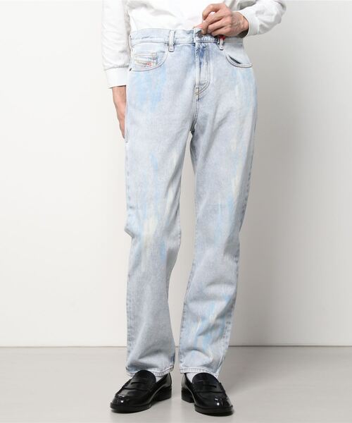 DIESEL（ディーゼル）の「DIESEL SS22 メンズ デニムパンツ レギュラーフィット ストレート（デニムパンツ・メンズ・インディゴブルー・32inch/28inch/26inch/30inch/36inch/34inch/31inch/29inch/33inch）」の6枚目の写真