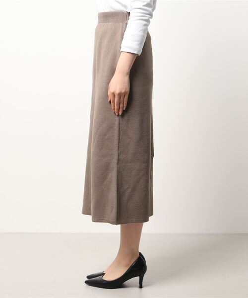Samansa Mos2 blue（サマンサモスモスブルー）の「ミラノリブAラインスカート（スカート・レディース・モカ/ライトベージュ/チャコール・ﾌﾘ-）」の5枚目の写真