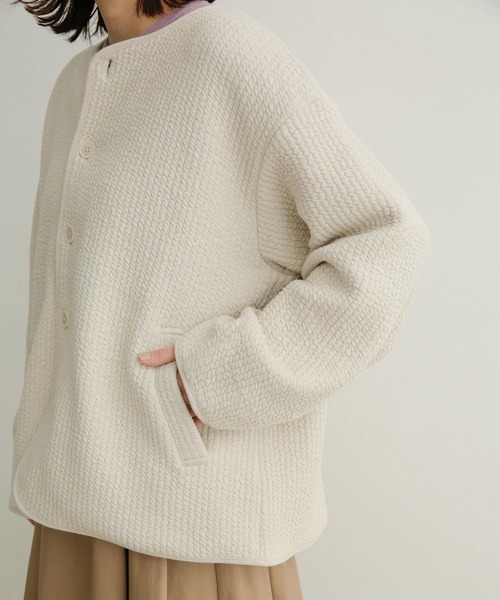 URBAN RESEARCH DOORS（アーバンリサーチドアーズ）の「キルトノーカラージャケット（ノーカラージャケット・レディース・グレー系その他/アイボリー・1）」の8枚目の写真