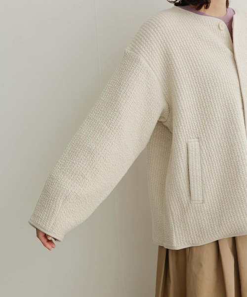 URBAN RESEARCH DOORS（アーバンリサーチドアーズ）の「キルトノーカラージャケット（ノーカラージャケット・レディース・グレー系その他/アイボリー・1）」の11枚目の写真