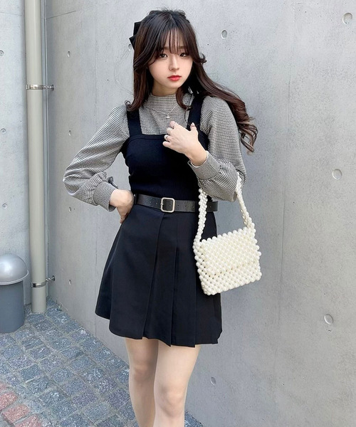 titty＆Co. PETIT by poyo（ティティーアンドコープティバイポヨ）の「【titty&Co.PETIT by POYO】ベルト付きサイドプリーツスカパン（スカート・レディース・ブラック/ホワイト・SMALL/MEDIUM）」の5枚目の写真