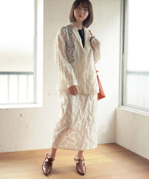 AULI（アウリィ）の「【低身長向けサイズ】シアージャケット（テーラードジャケット・レディース・アイボリー/ブラック/イエロー・S/XS）」の8枚目の写真