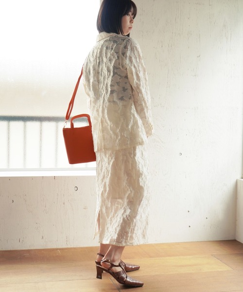 AULI（アウリィ）の「【低身長向けサイズ】シアージャケット（テーラードジャケット・レディース・アイボリー/ブラック/イエロー・S/XS）」の10枚目の写真