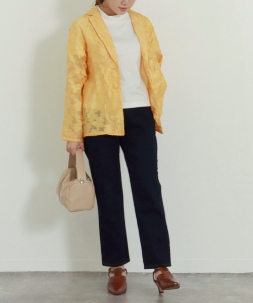 AULI（アウリィ）の「【低身長向けサイズ】シアージャケット（テーラードジャケット・レディース・アイボリー/ブラック/イエロー・S/XS）」の5枚目の写真