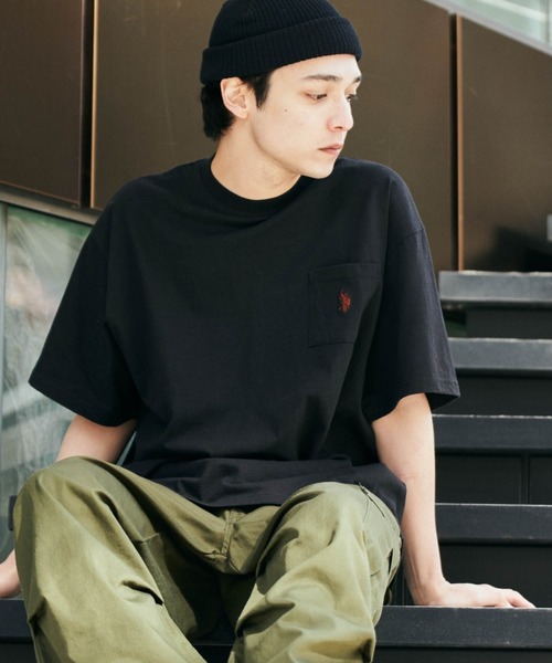 U.S. POLO ASSN.（ユーエスポロアッスン）の「∴WEGO/【WEB限定】U.S.POLO ASSN.別注ワンポイント刺繍BIGT（Tシャツ/カットソー・メンズ・ダークグリーン/ホワイト/グレー系その他/ブラック・MEDIUM/LARGE）」の3枚目の写真