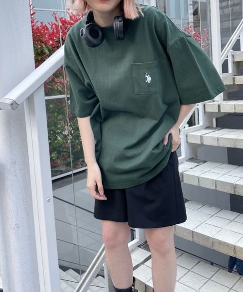 U.S. POLO ASSN.（ユーエスポロアッスン）の「∴WEGO/【WEB限定】U.S.POLO ASSN.別注ワンポイント刺繍BIGT（Tシャツ/カットソー・メンズ・ダークグリーン/ホワイト/グレー系その他/ブラック・MEDIUM/LARGE）」の12枚目の写真