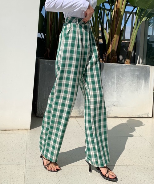 Diosfront（ディオスフロント）の「ハイウエストチェック柄セミワイドパンツ（その他パンツ・レディース・ブラック/パープル/ネイビー/グリーン・M/L/S）」の19枚目の写真