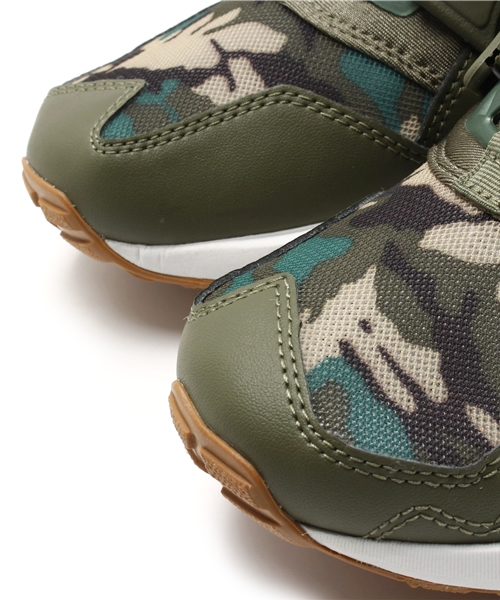 PUMA（プーマ）の「ディスクブレイズ CAMO（スニーカー・メンズ・ホワイト/グリーン・25.5cm/29cm/22.5cm/23cm/28.5cm/30.0cm/27.5cm/25cm/23.5cm/27cm/26cm/26.5cm/24.5cm/24cm/28cm）」の6枚目の写真