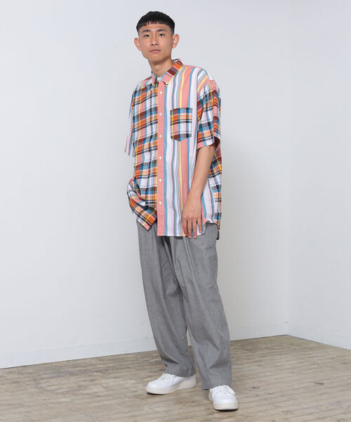 BEAMS（ビームス）の「BEAMS / シャンブレー ワイド テーパード スラックス（スラックス・メンズ・ブラック/ブラック系その他/ブルー系その他・S/M/L/XL）」の4枚目の写真