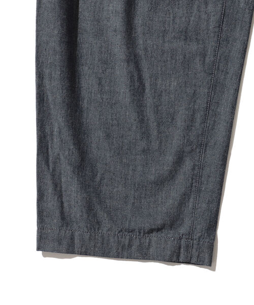 BEAMS（ビームス）の「BEAMS / シャンブレー ワイド テーパード スラックス（スラックス・メンズ・ブラック/ブラック系その他/ブルー系その他・S/M/L/XL）」の17枚目の写真