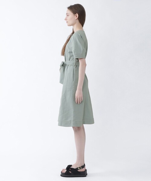 BLUE LABEL CRESTBRIDGE（ブルーレーベルクレストブリッジ）の「ムラ糸