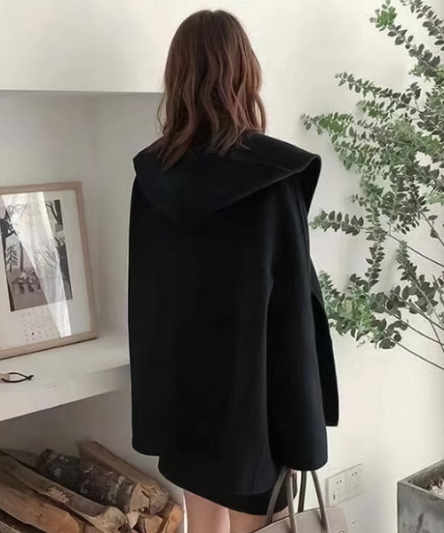 Bifrost（ビフレスト）の「フード付きポンチョコート（ポンチョ）」 - WEAR