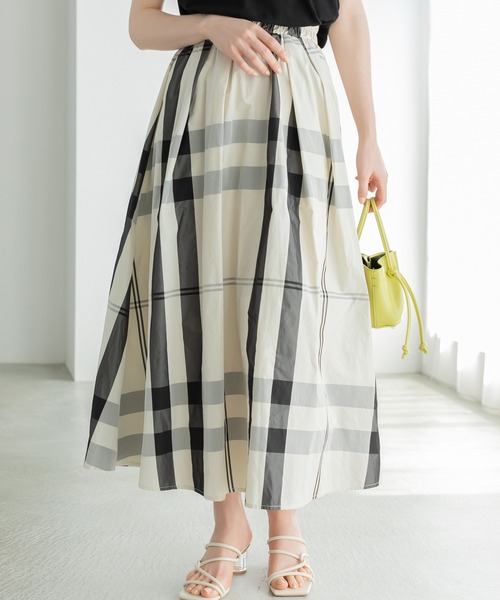 fifth(フィフス)の「【スタイリストレコメンド】クリアヒールサンダル(サンダル・レディース・オレンジ/ブルー/アイボリー・22.5cm/23.5cm/24.5cm/23.0cm/24.0cm/25.0cm)」の6枚目の写真