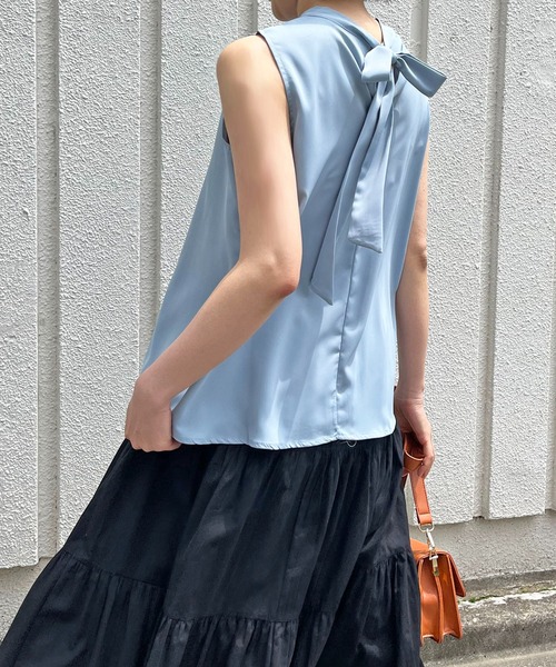 Jewelobe（ジュエローブ）の「バックリボンAラインノースリトップス（シャツ/ブラウス・レディース・ホワイト/グリーン/ブルー/パープル・M/S）」の4枚目の写真