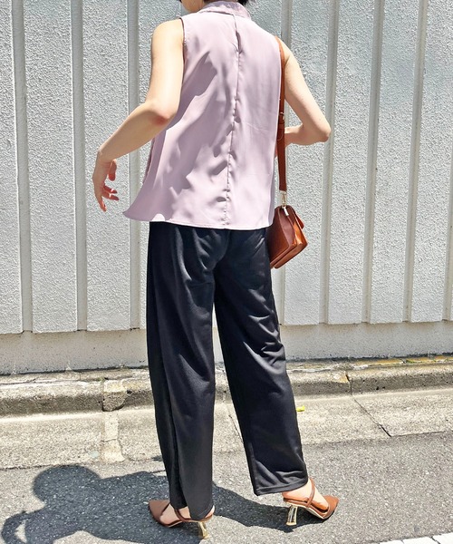 Jewelobe（ジュエローブ）の「バックリボンAラインノースリトップス（シャツ/ブラウス・レディース・ホワイト/グリーン/ブルー/パープル・M/S）」の11枚目の写真