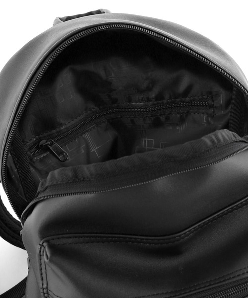 Figments（フィグメンツ）の「合皮ミニリュック（バックパック/リュック・レディース・ブラック・FREE）」の6枚目の写真