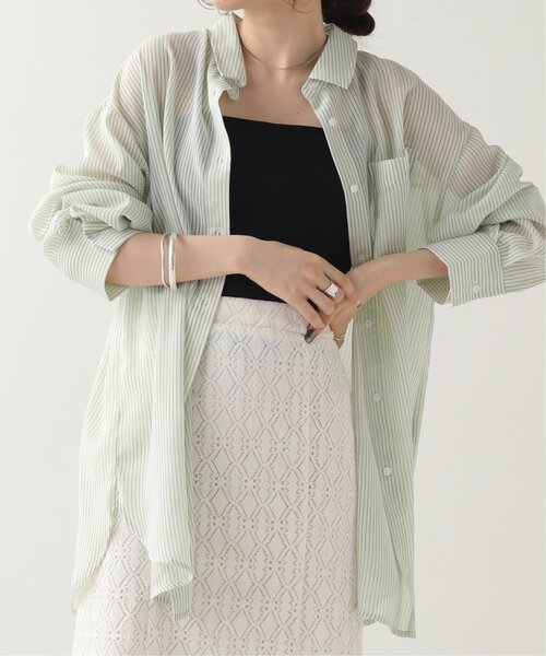 RAY CASSIN(レイカズン)の「ストライプシアーシャツ(シャツ/ブラウス・レディース・ピンク/グリーン/ネイビー・FREE)」の2枚目の写真