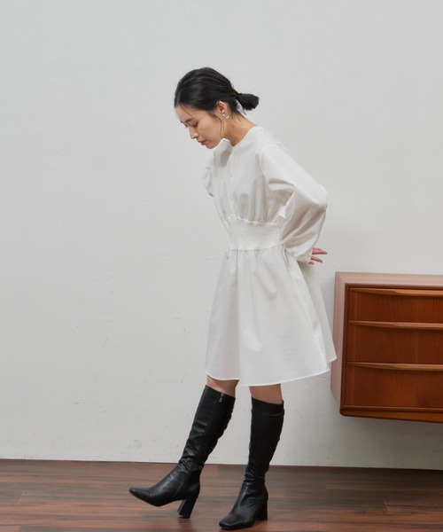 VANNIE U(ヴァニーユー)の「ウエストリブギャザーチュニック/ミニブラウス(シャツ/ブラウス・レディース・ホワイト/ブラック・FREE)」の14枚目の写真