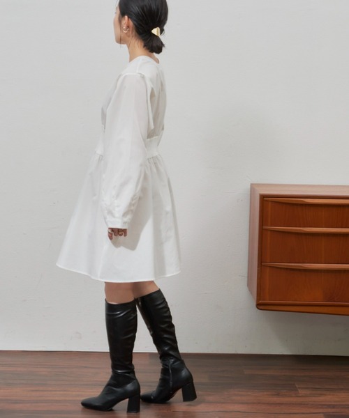 VANNIE U(ヴァニーユー)の「ウエストリブギャザーチュニック/ミニブラウス(シャツ/ブラウス・レディース・ホワイト/ブラック・FREE)」の13枚目の写真