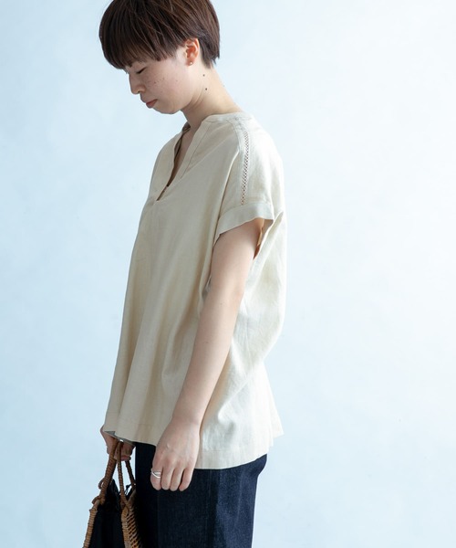 FORK&SPOON（フォークアンドスプーン）の「FORK&SPOON　フレンチロールスリーブブラウス（シャツ/ブラウス・レディース・ブラック/ベージュ・1）」の16枚目の写真