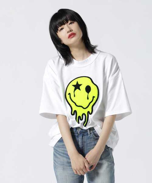 ONE MADE（ワンメイド）の「ONE MADE(ワンメイド)サガラシシュウニコTシャツ（Tシャツ/カットソー・レディース・ホワイト・F）」の2枚目の写真