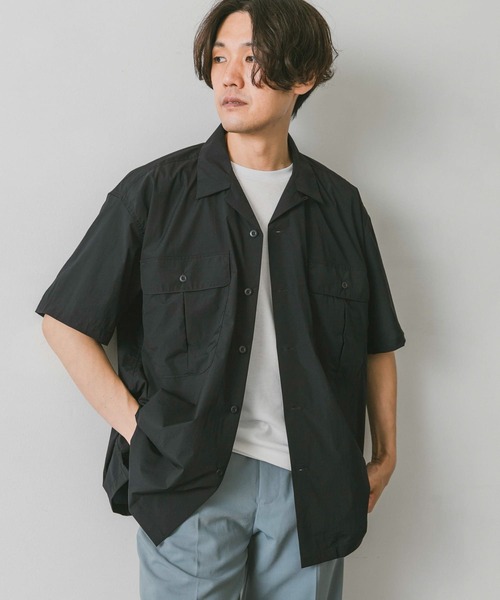 URBAN RESEARCH DOORS（アーバンリサーチドアーズ）の「ナイロンストレッチショートスリーブシャツ（シャツ/ブラウス・メンズ・オリーブ/ネイビー/ブラック・LARGE/MEDIUM）」の6枚目の写真