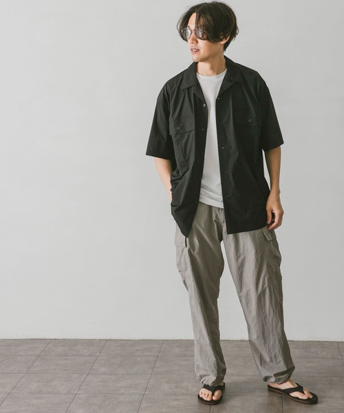 URBAN RESEARCH DOORS（アーバンリサーチドアーズ）の「ナイロンストレッチショートスリーブシャツ（シャツ/ブラウス・メンズ・オリーブ/ネイビー/ブラック・LARGE/MEDIUM）」の17枚目の写真