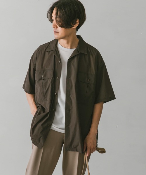 URBAN RESEARCH DOORS（アーバンリサーチドアーズ）の「ナイロンストレッチショートスリーブシャツ（シャツ/ブラウス・メンズ・オリーブ/ネイビー/ブラック・LARGE/MEDIUM）」の20枚目の写真