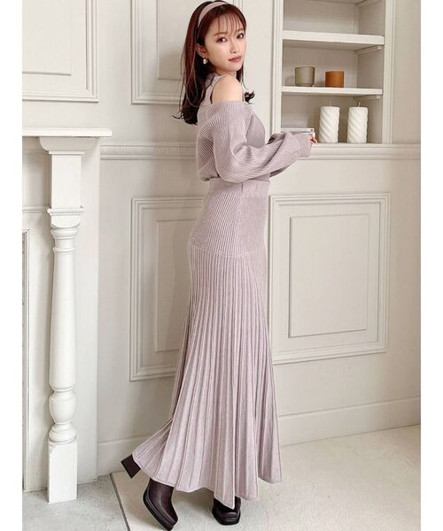 RESEXXY（リゼクシー）の「ニュアンスサテンカチューシャ（カチューシャ・レディース・ブラック/ベージュ/ブラウン・FREE）」の5枚目の写真