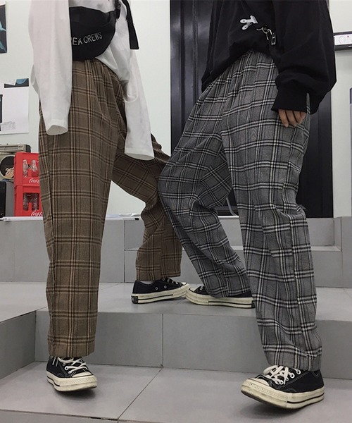 GENXDER（ノンジェンダー）の「【genxder】ユニセックスチェック柄カーゴパンツ（カーゴパンツ・メンズ・ベージュ/グレー・LARGE/MEDIUM/X-LARGE）」の13枚目の写真