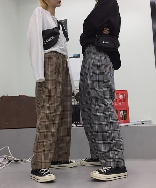 GENXDER（ノンジェンダー）の「【genxder】ユニセックスチェック柄カーゴパンツ（カーゴパンツ・メンズ・ベージュ/グレー・LARGE/MEDIUM/X-LARGE）」の17枚目の写真