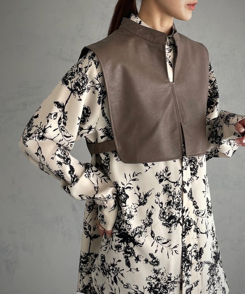 &g'aime（アンジェム）の「【&g’aime】レザーショートベスト（ベスト・レディース・ブラック/ブラウン/グレイッシュベージュ・FREE）」の3枚目の写真