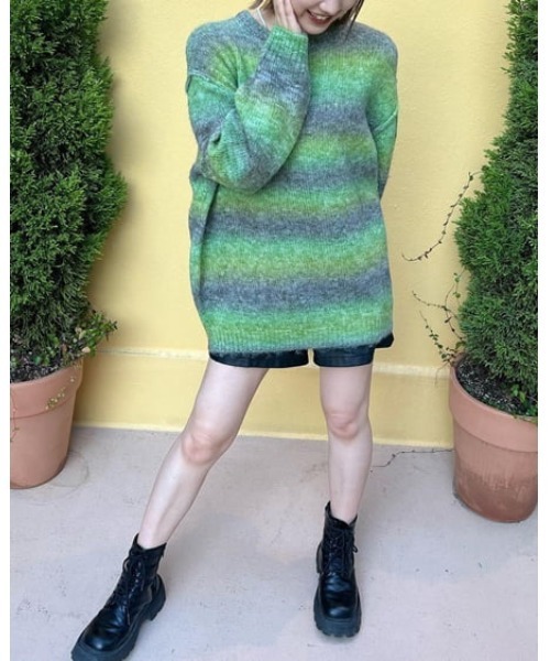 INGNI(イング)の「グラデーションロング丈ニットトップス(ニット/セーター・レディース・ピンク/ブルー/グリーン・M)」の19枚目の写真