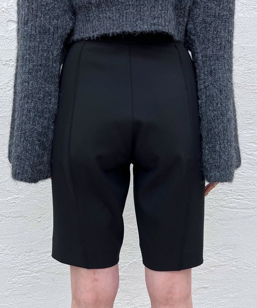 mystic(ミスティック)の「【サイズ展開あり】スリムハーフパンツ(その他パンツ・レディース・アイボリー/ブラック・1/2)」の17枚目の写真