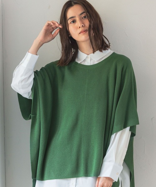 LEPSIM(レプシィム)の「14ゲージ満たされニットポンチョ 294932(ニット/セーター・レディース・ブラック/グレイッシュベージュ/ブラウン/グリーン/ボルドー・FREE)」の4枚目の写真