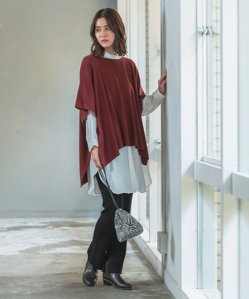 LEPSIM(レプシィム)の「14ゲージ満たされニットポンチョ 294932(ニット/セーター・レディース・ブラック/グレイッシュベージュ/ブラウン/グリーン/ボルドー・FREE)」の15枚目の写真