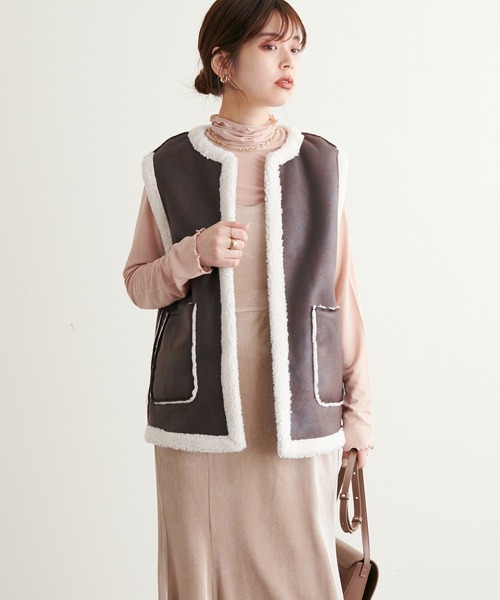 natural couture（ナチュラルクチュール）の「2022AWアイテム/秋冬には欠かせないボアアイテム リバーシブルベスト（ベスト・レディース・ブラウン/アイボリー・FREE）」の7枚目の写真