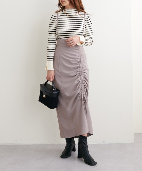 natural couture（ナチュラルクチュール）の「2022AWアイテム/トレンドライクなシルエット ドロストデザイン肩ヒモ付きスカート（スカート・レディース・ブラック/グレイッシュベージュ・SMALL/MEDIUM）」の14枚目の写真