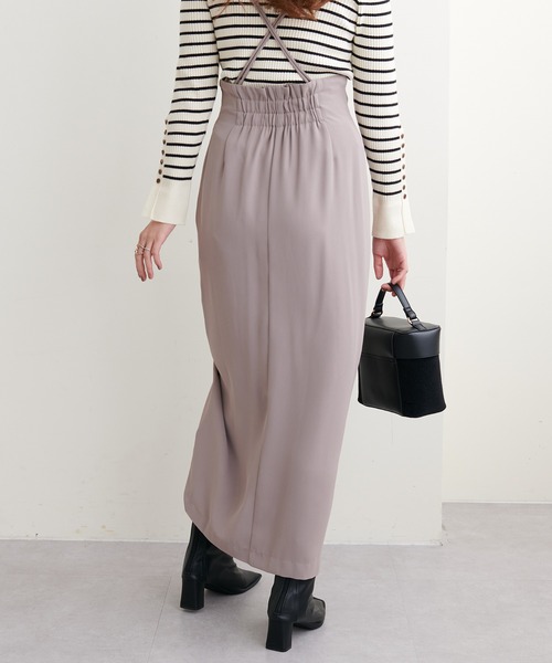 natural couture（ナチュラルクチュール）の「2022AWアイテム/トレンドライクなシルエット ドロストデザイン肩ヒモ付きスカート（スカート・レディース・ブラック/グレイッシュベージュ・SMALL/MEDIUM）」の15枚目の写真